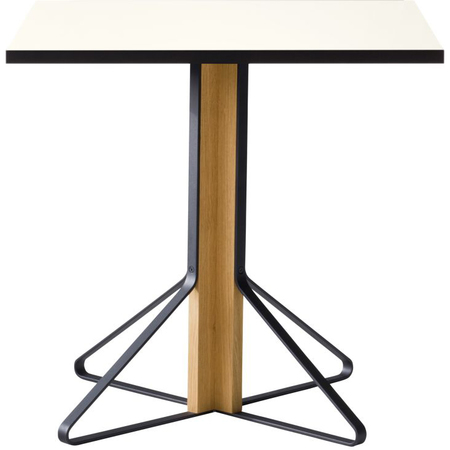 Kleiner Tisch Kaari von Artek