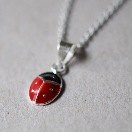Kette mit Marienkäfer von Yoshiki