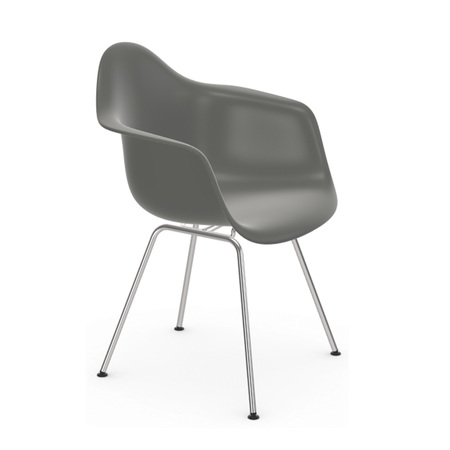 Vitra Charles und Ray Eames Eames Plastic Armchair DAX Stahlrohruntergestell