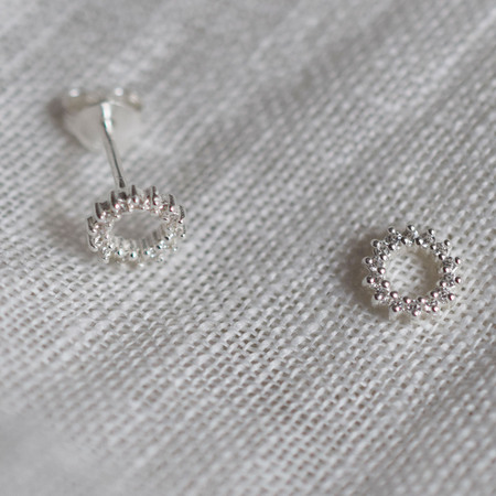 Yoshiki Ohrstecker mit Zirkona-Kreis von 'Yoshiki'  Sterlingsilber 