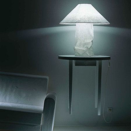 Tischleuchte 'Lampampe'