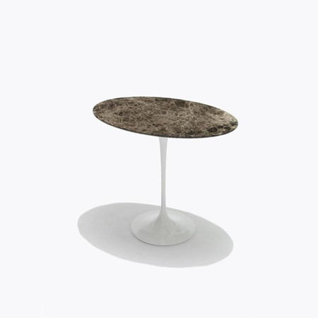 Ovaler 'Saarinen' Couchtisch