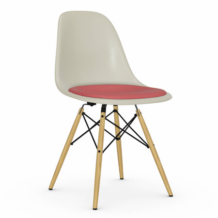Vitra Eames Fiberglass Side Chair 'DSW' mit Sitzpolster Pink poppy red 68, 01 Parchment, Holzuntergestell Ahorn gelblich / 02