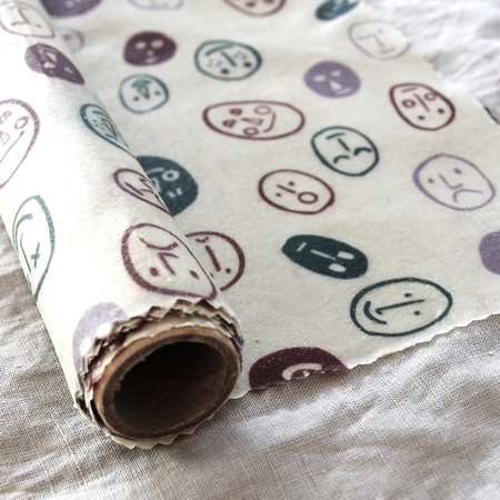 Lili Pepper Beeswax roll FACES 33 x 90 cm