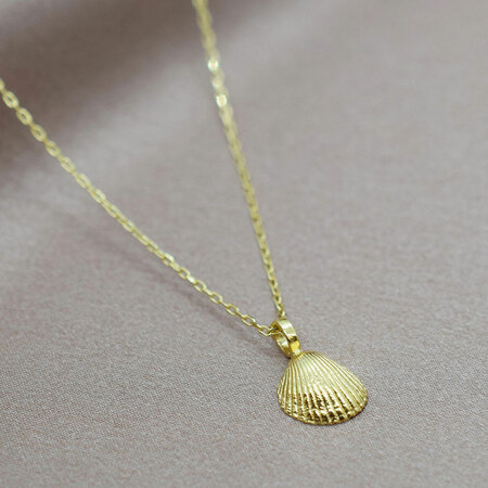 Yoshiki Necklace Little Shell von 'Yoshiki' Goldplattiertes Sterlingsilber