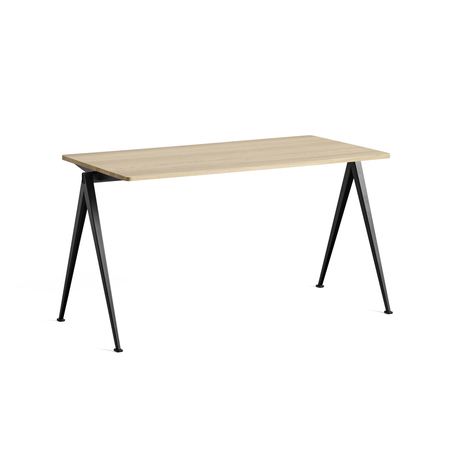 Hay Living Pyramid Table 01 B: 140 cm / T: 65 cm , Eiche matt lackiert, Stahl pulverbeschichtet schwarz