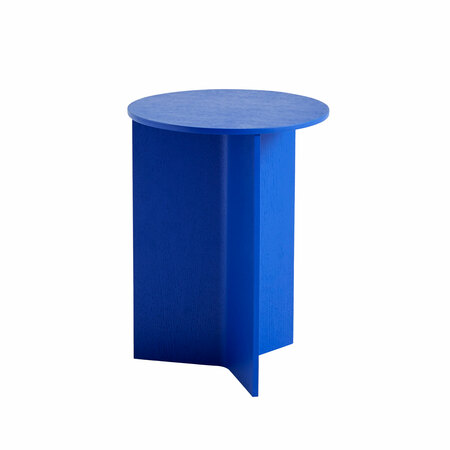 Hay Living Slit Table Wood Ø: 35 cm / H: 47 cm , Eiche leuchtendblau lackiert