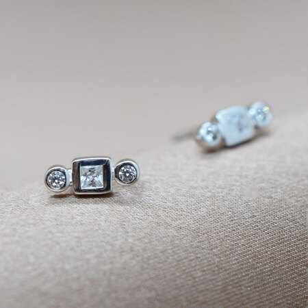 Yoshiki Ohrstecker 'Geometric Zirconia' von Yoshiki Sterlingsilber 