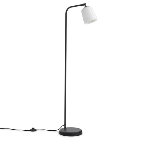 New Works Material Floor Lamp Marmor schwarz