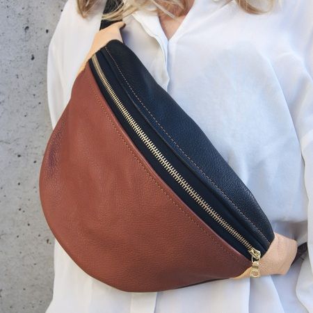 Petit Mai Banana Bag von 'Petit Mai' Colorblock Brown 
