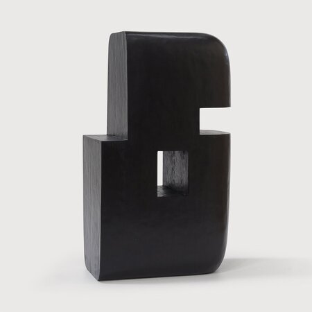 Ethnicraft Sculpture Extrusion Square von Modern Shapes Editions Mahogany black lacquered