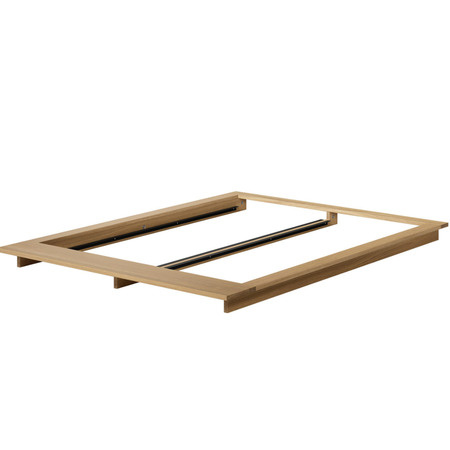 Objekte unserer Tage  Faro Bett von Objekte unserer Tage  Solid waxed oak, B: 200 cm / L: 200 cm