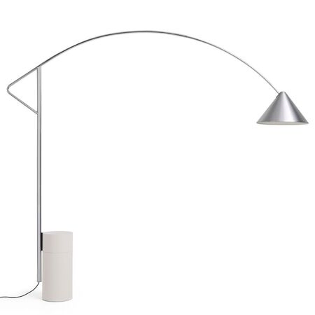 Hay Leuchten Bogenleuchte Compass von Hay Brushed aluminium