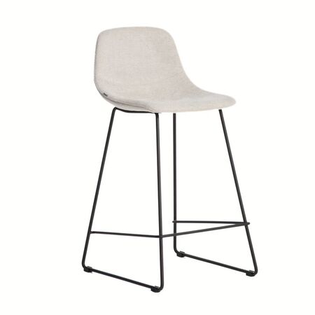 Kave_Home_Hohe_Ruckenlehne_Hocker_Zahara_Poluthran_Cognac_76_2er_Set_C00535UP10