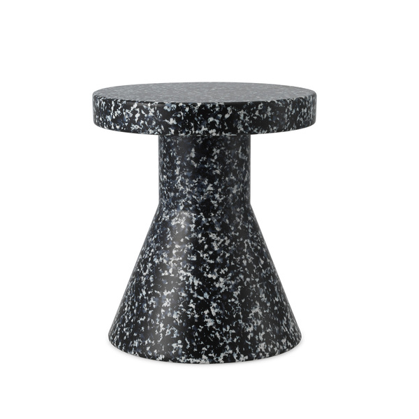 Hocker Bit in Kegelform von Normann Copenhagen