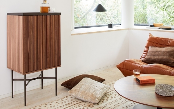 Harri Barschrank mit LED Beleuchtung