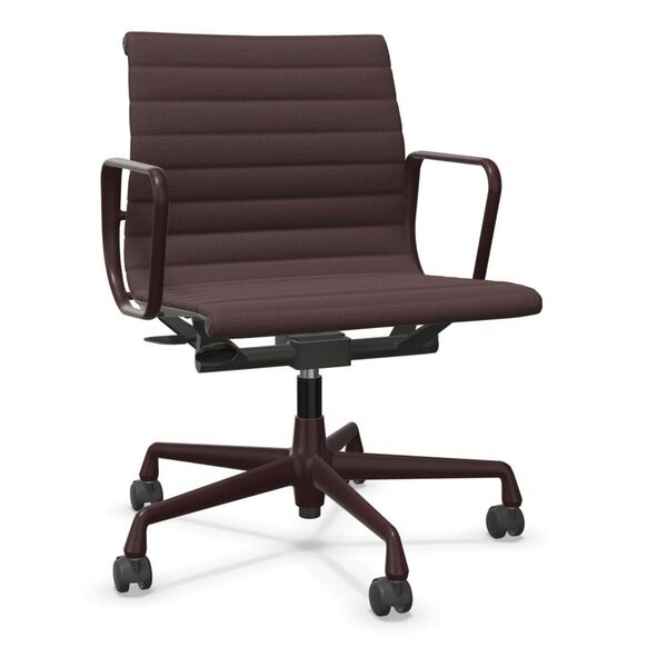 Klassiker Eames Aluminium Chair 118 in Stoffvarianten