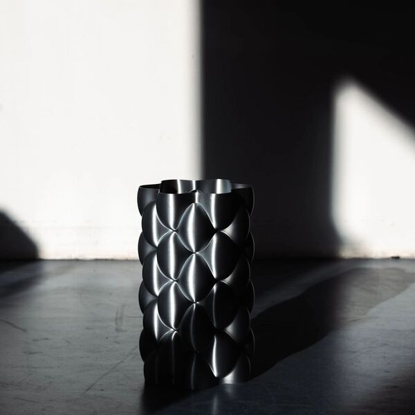Diana Vase
