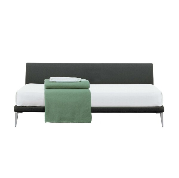 Lit double Bed