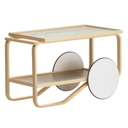 Alvar Aaltos Tea Trolley 901