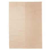 Teppich Kompliment von Ferm Living